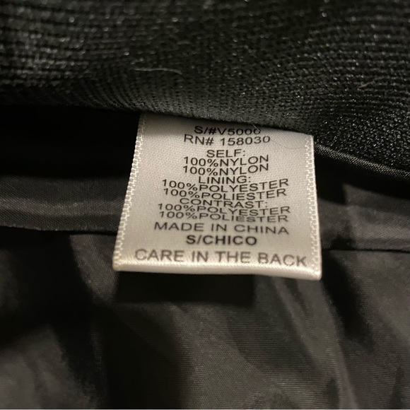 LOVE TREE Black Quilted Vest With Gold Zipper - Picture 11 of 12